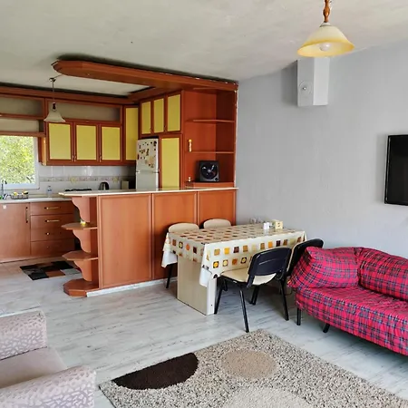 Hotel Village House